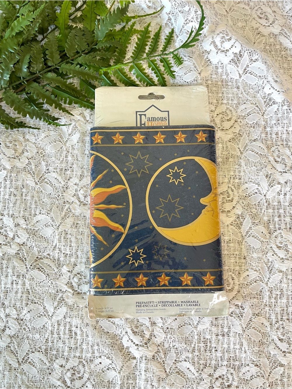 NWT Deadstock Vintage Celestial Sun and Moon Wallpaper Border 5 Yards
